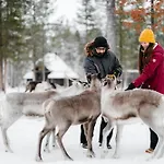 Kuukkeli Log Aurora