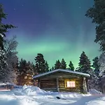 Kuukkeli Log Aurora