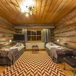 Kuukkeli Log Aurora Aparthotel Saariselka