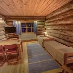Kuukkeli Log Aurora Apart-hotel Saariselka