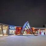 Apart-hotel Kuukkeli Log Aurora 4*