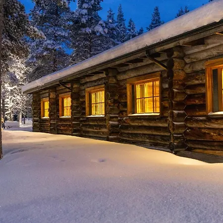 Aparthotel Kuukkeli Log Aurora 4*