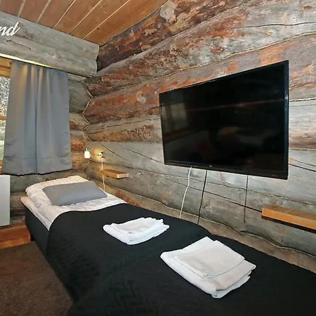 Kuukkeli Log Aurora 4* Saariselka