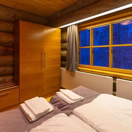Kuukkeli Log Aurora Aparthotel