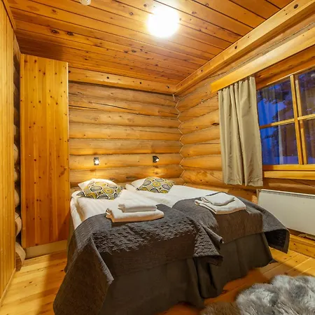 Kuukkeli Log Aurora Aparthotel