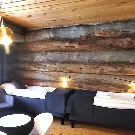 Kuukkeli Log Aurora