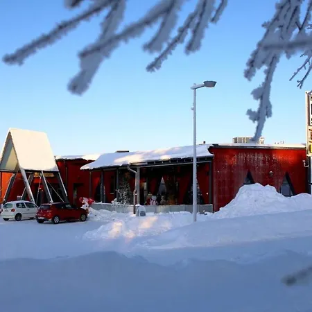 Kuukkeli Log Aurora 아파트호텔 사리셀카