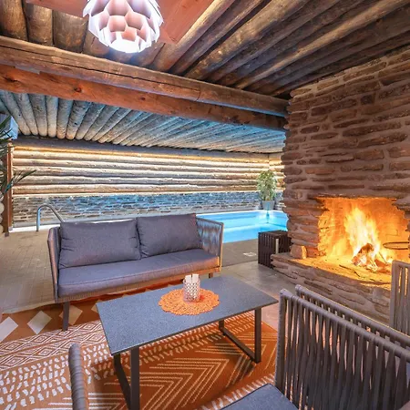 Kuukkeli Log Aurora Aparthotel