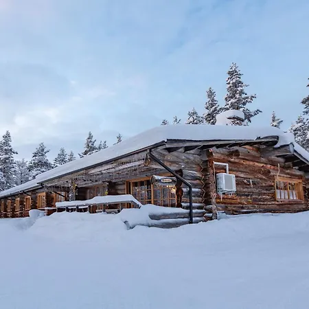 Kuukkeli Log Aurora