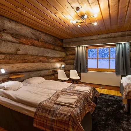 Kuukkeli Log Aurora 4* Saariselka