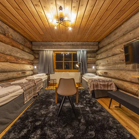 Hotel apartamentowy Kuukkeli Log Aurora Saariselkä