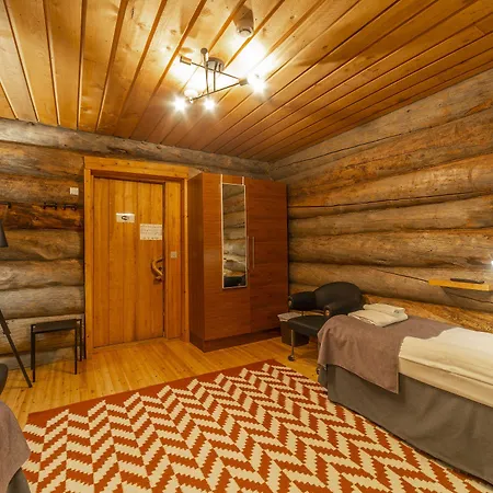 Kuukkeli Log Aurora Hotel apartamentowy