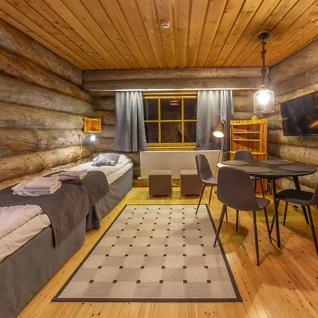 Hotel apartamentowy Kuukkeli Log Aurora Saariselkä