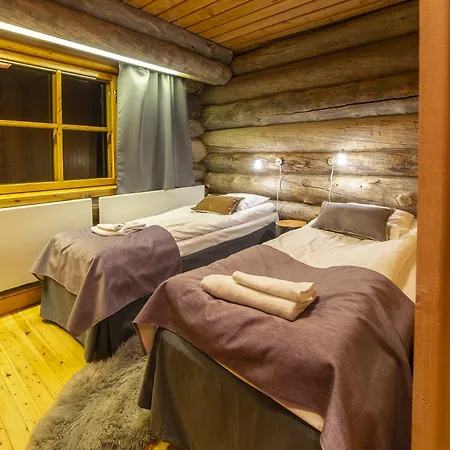 Kuukkeli Log Aurora