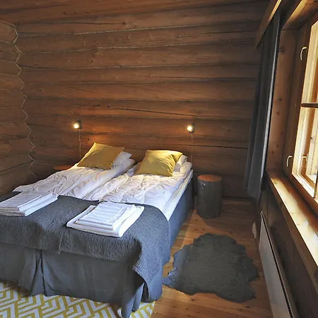 Kuukkeli Log Aurora Apartmanhotel