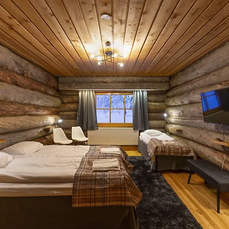 Kuukkeli Log Aurora Saariselkä