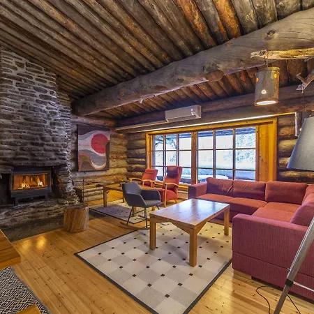 아파트호텔 Kuukkeli Log Aurora 사리셀카