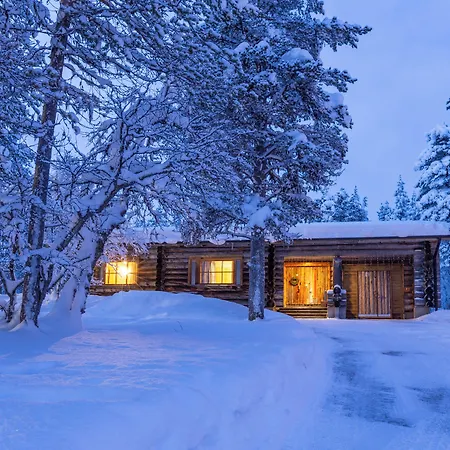 Kuukkeli Log Aurora Apartmanhotel