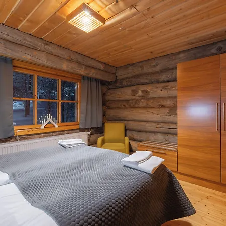 Kuukkeli Log Aurora 4* Saariselka