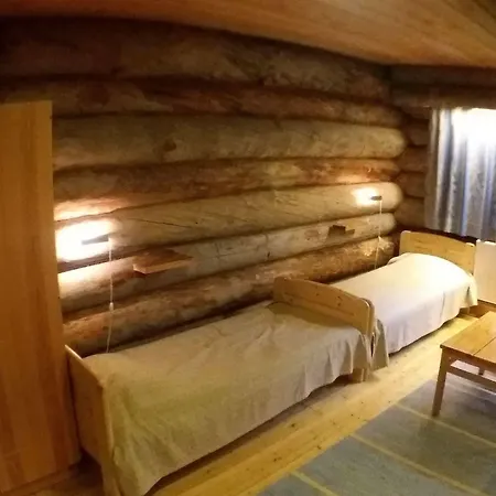 Aparthotel Kuukkeli Log Aurora 4*