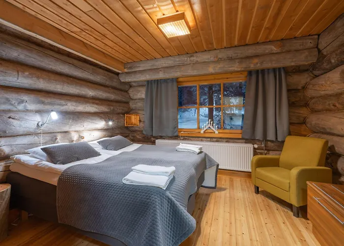 Kuukkeli Log Aurora Saariselka