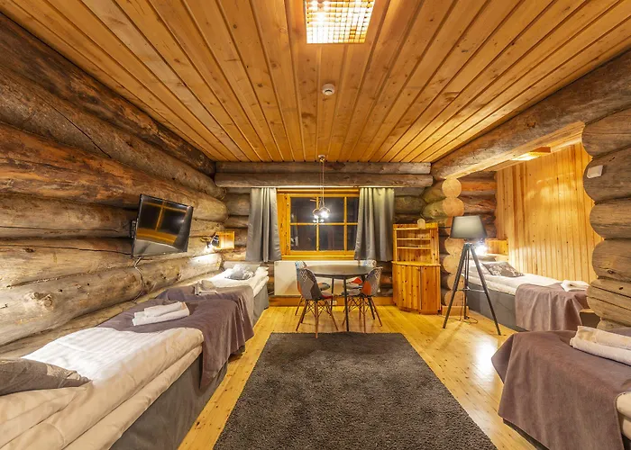 Kuukkeli Log Aurora 4*