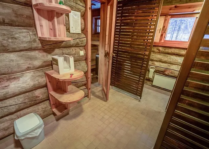 Kuukkeli Log Aurora Aparthotel 4*