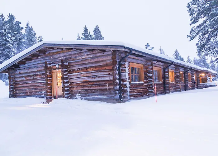 Kuukkeli Log Aurora 4*