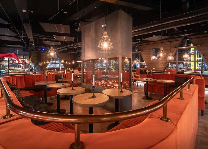 Kuukkeli Log Aurora Aparthotel 4*